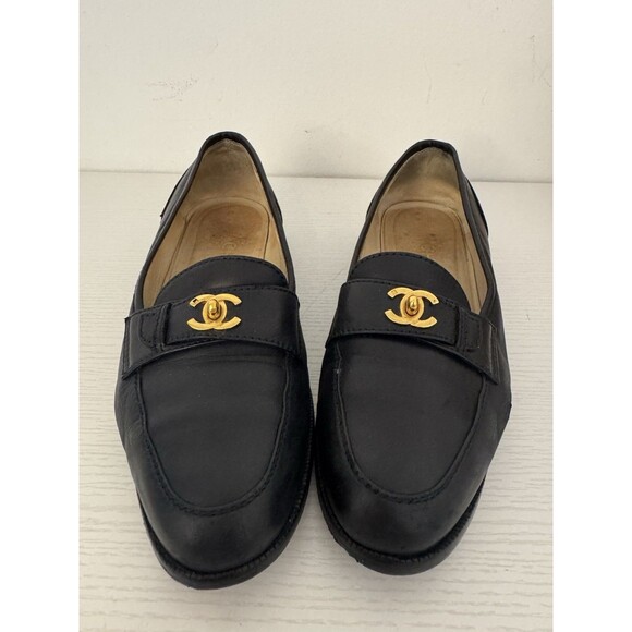 CHANEL Vintage Archival Gold Turnlock Classic Black Leather Loafers Shoes EU38 - Picture 10 of 12